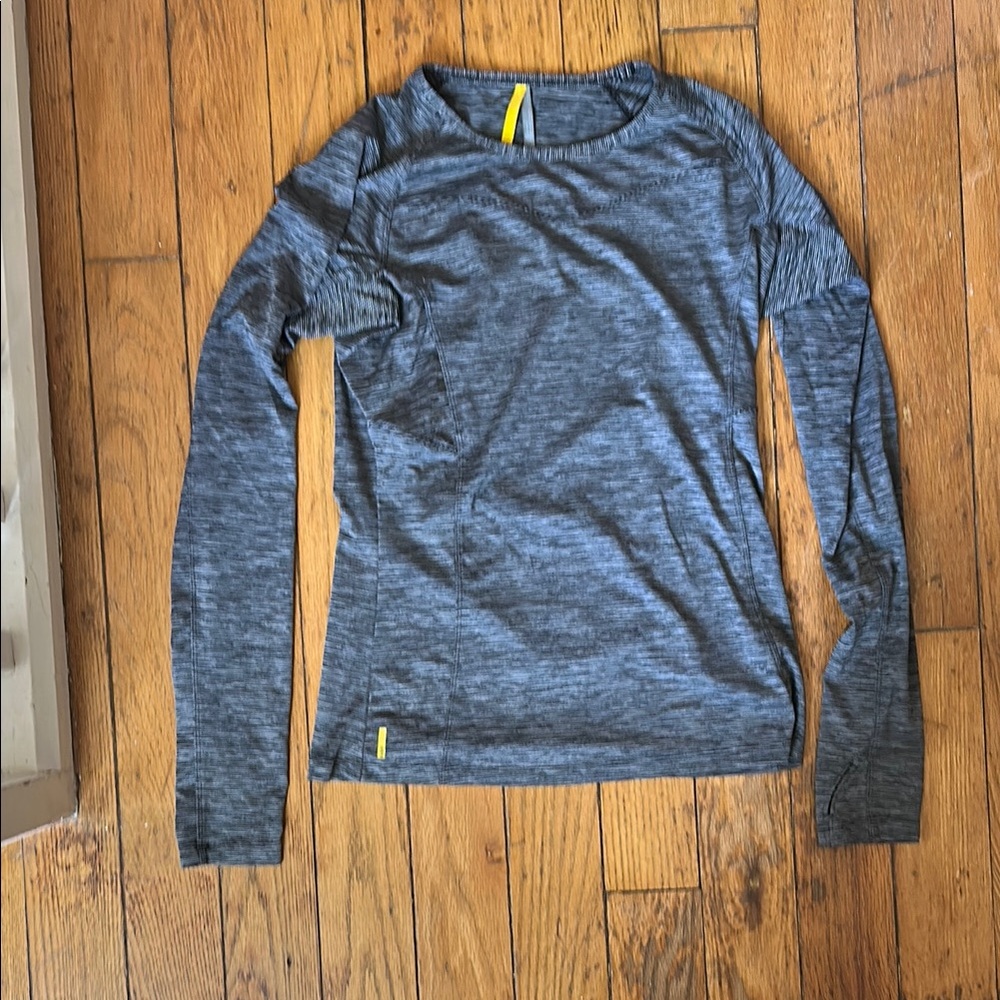 Lole Women's Gray Long Sleeve Top
